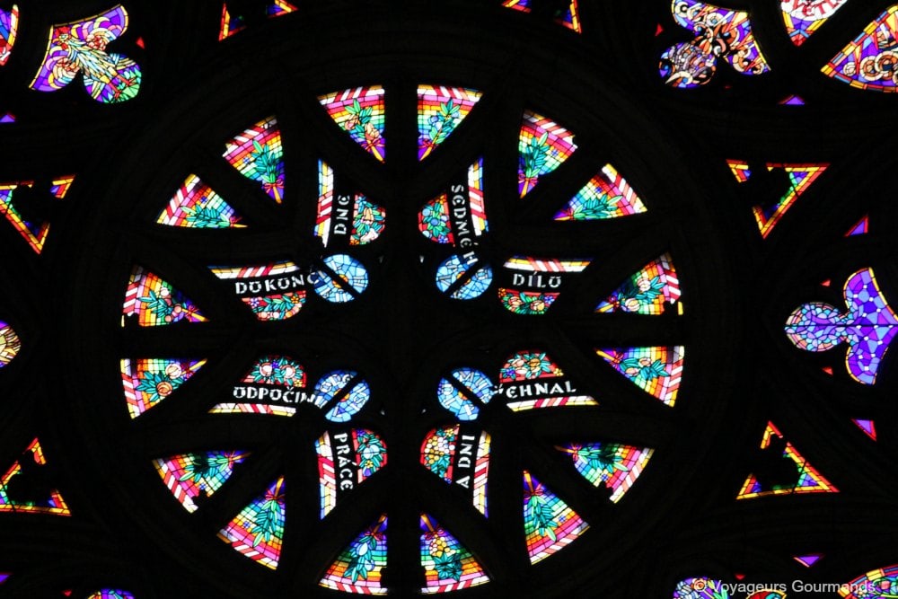 Cathedrale saint guy vitraux 11