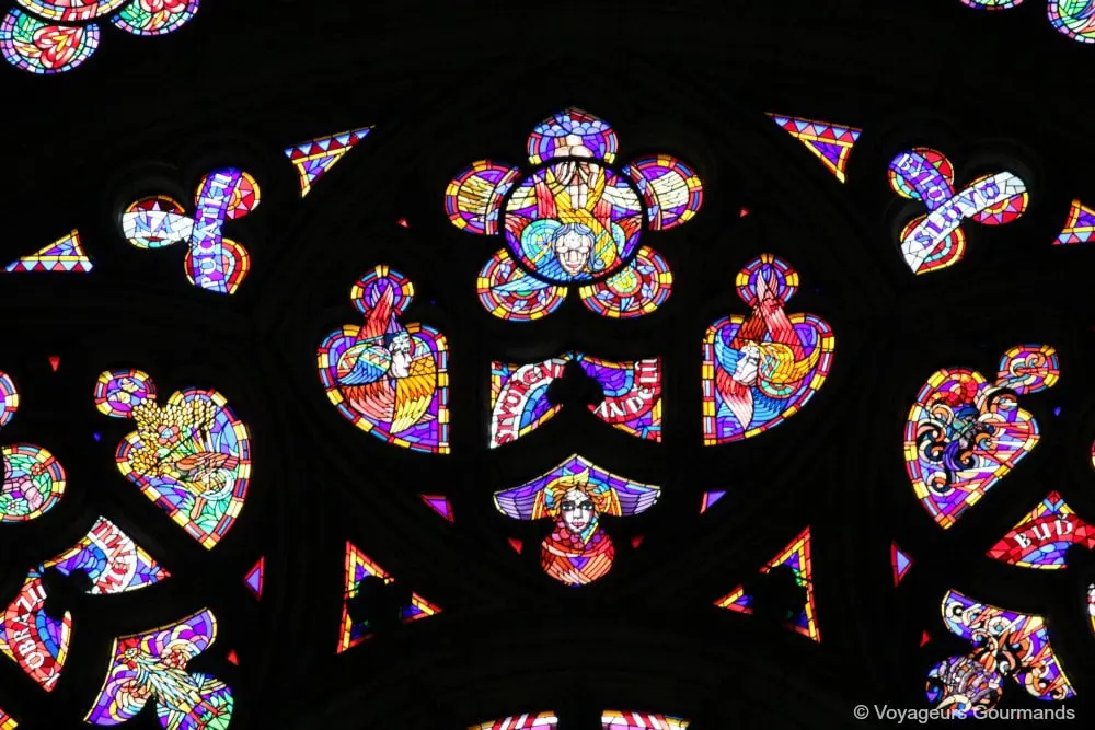 Cathedrale saint guy vitraux 12