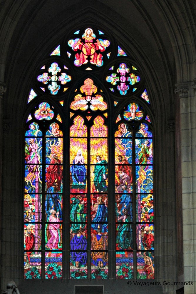 Cathedrale saint guy vitraux 7