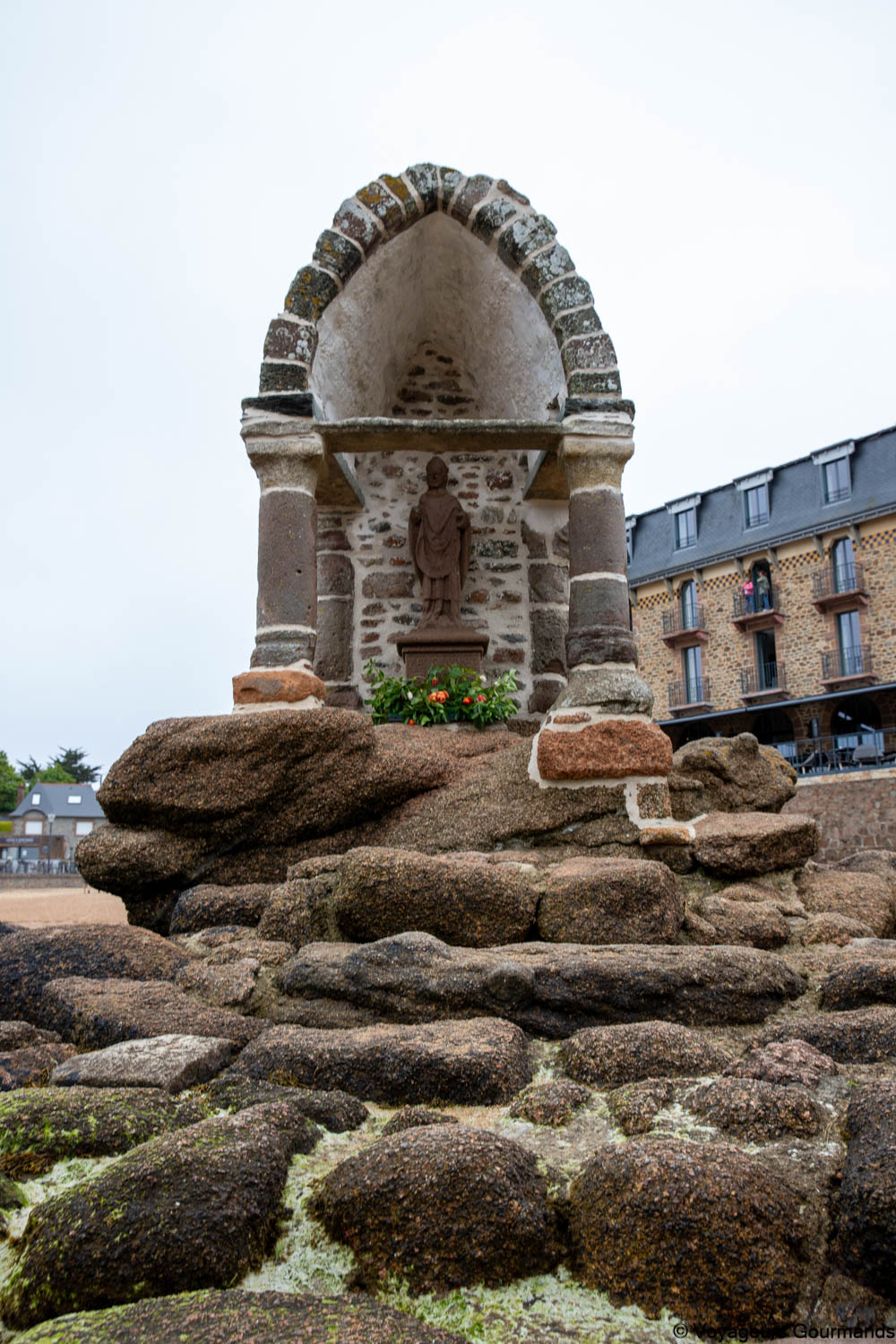 visiter la cote de granit rose 8
